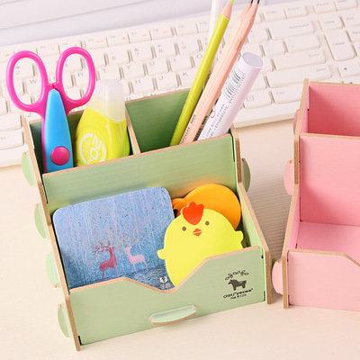 得力多功能筆筒 創(chuàng)意時尚桌面收納新選擇